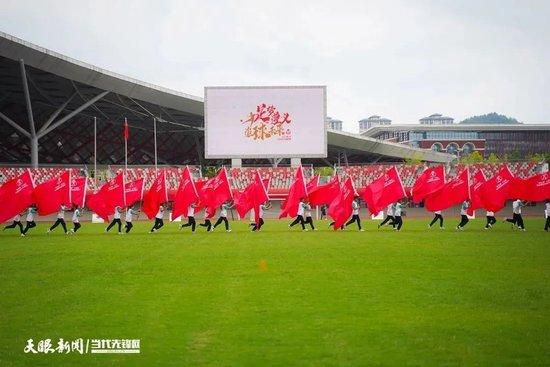 日本动画界领军者今石洋之此片中担任监督，与知名编剧中岛一基继《天元突破红莲螺岩》、《双斩少女》后再度携手